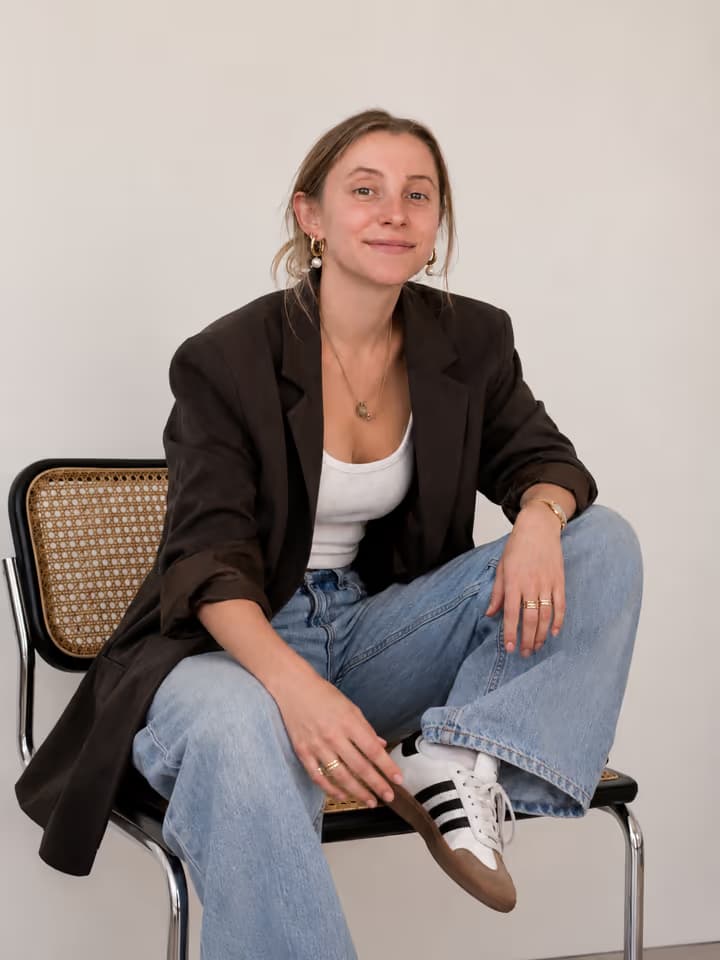 Hayley D., gestora de redes sociais na Arvora